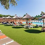 Camping La Palmeraie *
